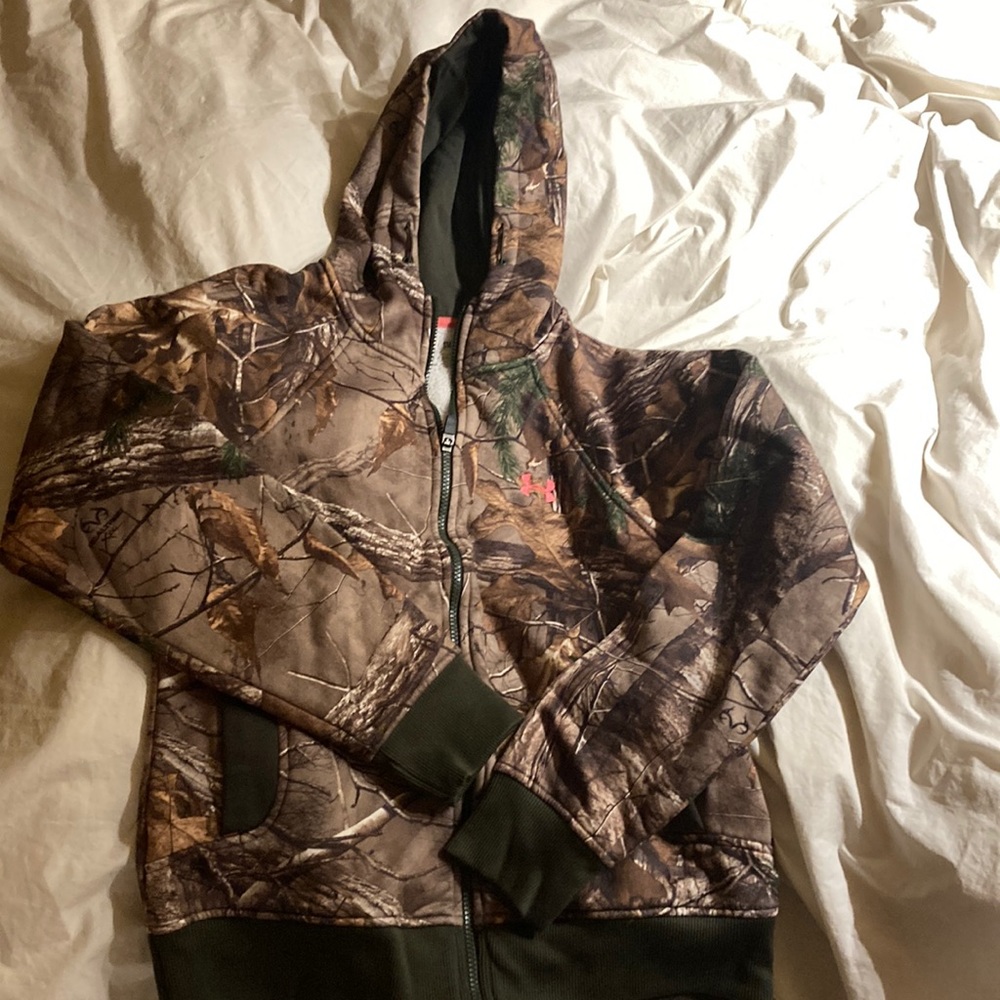 Underarmour Zip Up